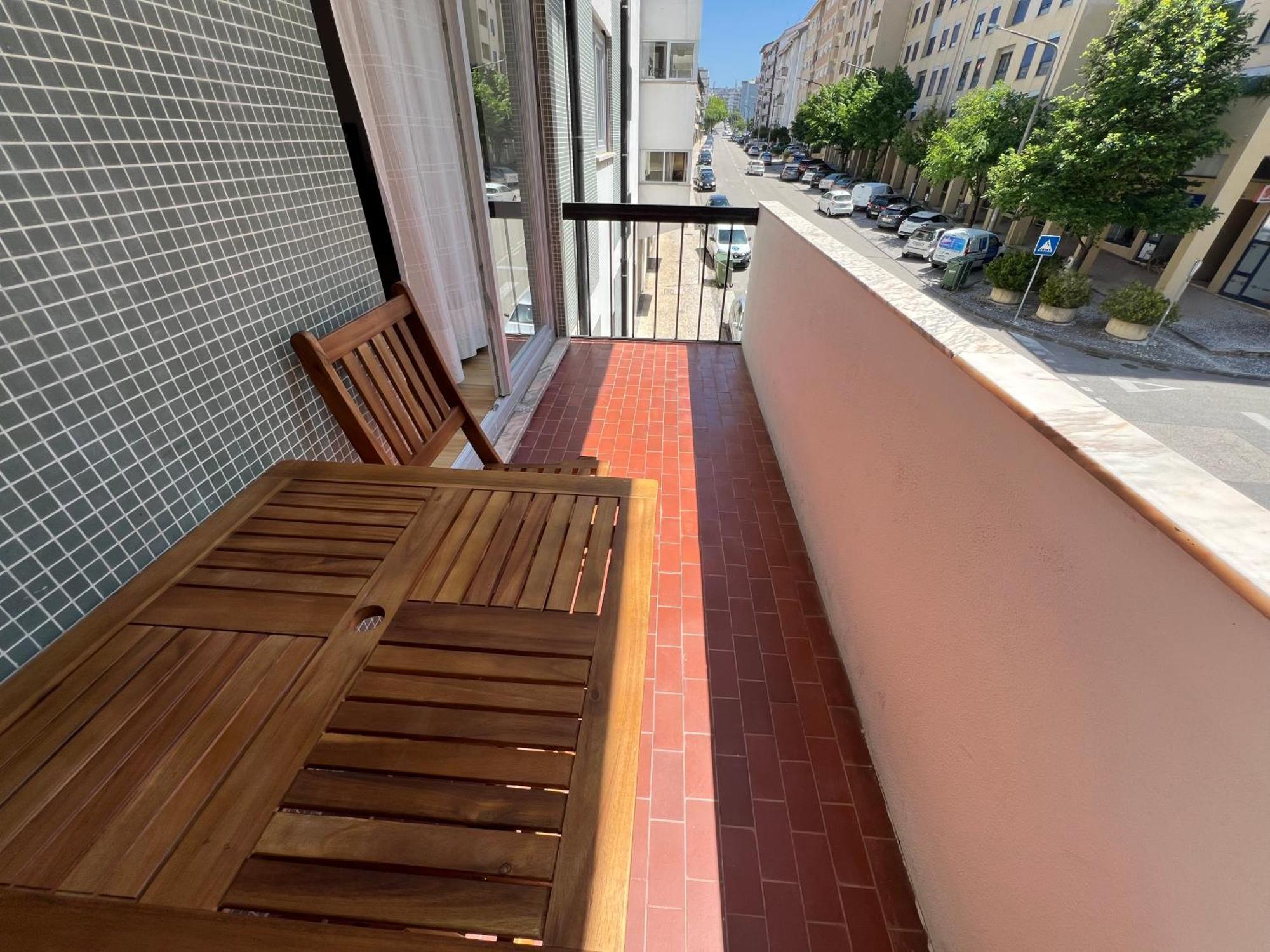 Апартаменты Ambiente Moderno Com Bom Gosto Коимбра Экстерьер фото